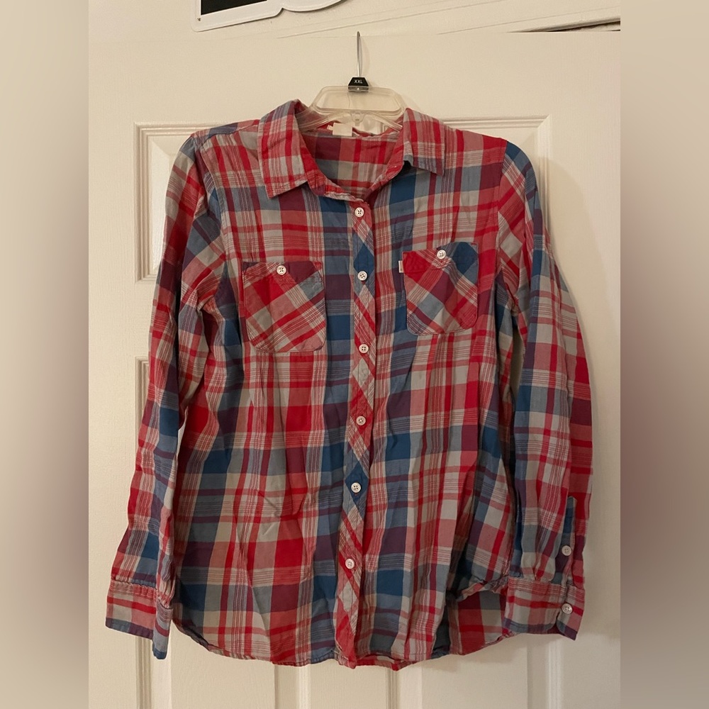 Levi’s flannel!!